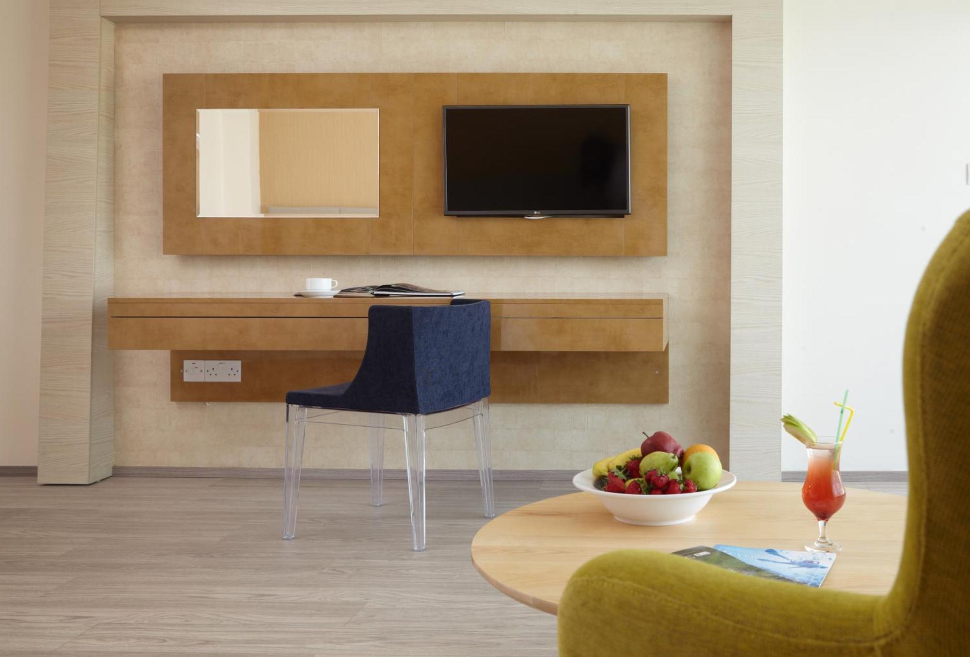 Melpo Antia Hotel & Suites Айя-Напа Экстерьер фото